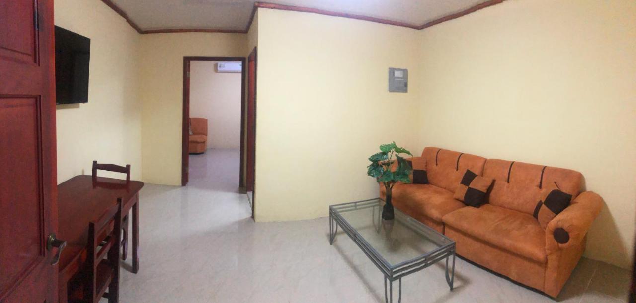 Reff Hotel بوكاس تاون المظهر الخارجي الصورة